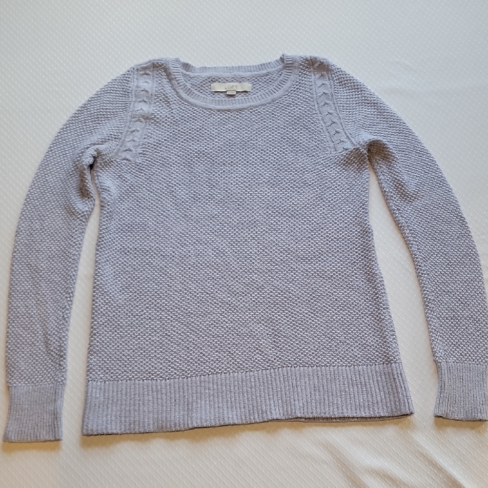 LOFT Heather Light Grey/Blue Textured Crew Neck Sweater Women's Size Small